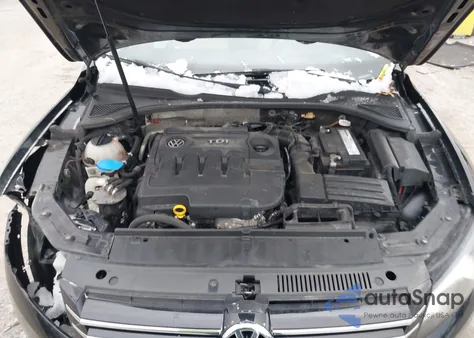 2015 Volkswagen Passat 2.0L Tdi Se z USA, uszkodzony, nr VIN 1VWBV7A34FC104202